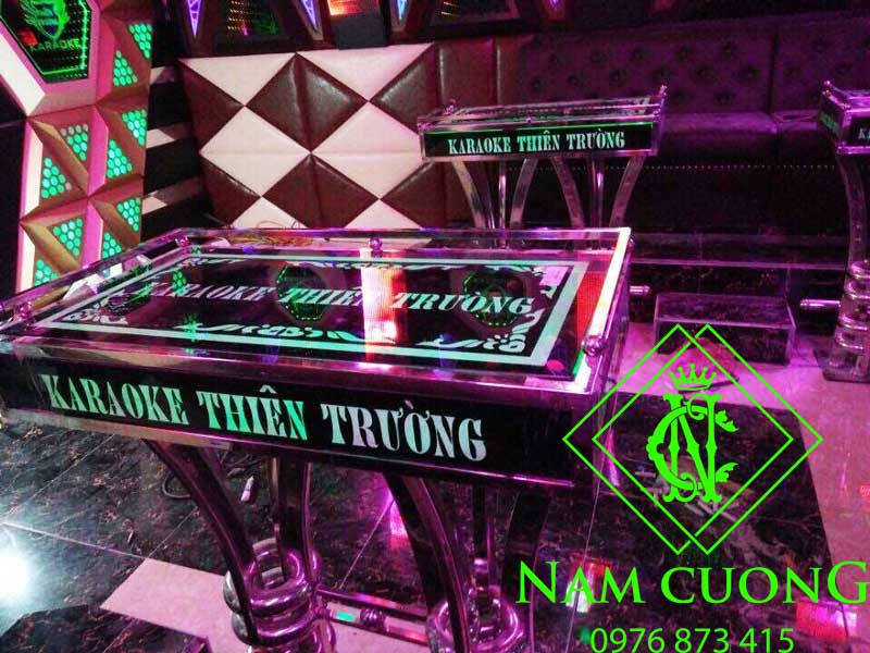ban inox phong karaoke