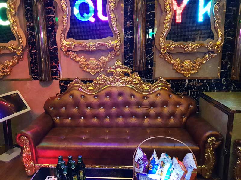 Ghế cổ điển karaoke